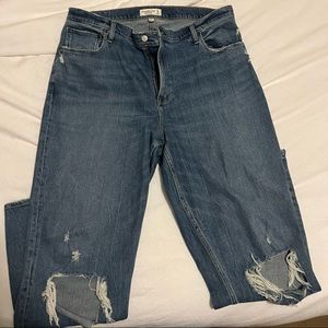Abercrombie: Curve Love Ultra High Rise 90s Straight Jean